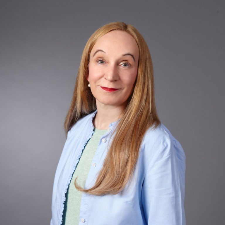 Porträtfoto von Birgit Cyba